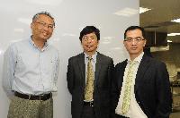 From left: Professor Vernon Hsu, Professor Thomas Au and Professor Chak Wong (29 April 2011)